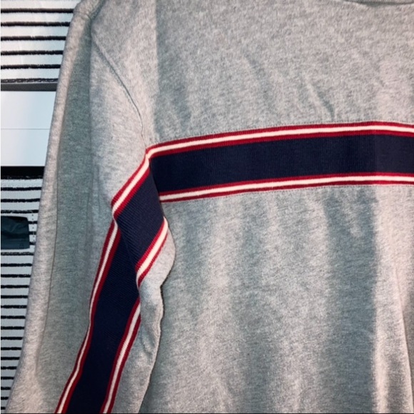 Gap Kids Boy's Sweater | Crew Neck | Gray | Size Large (10) - Picture 4 of 5